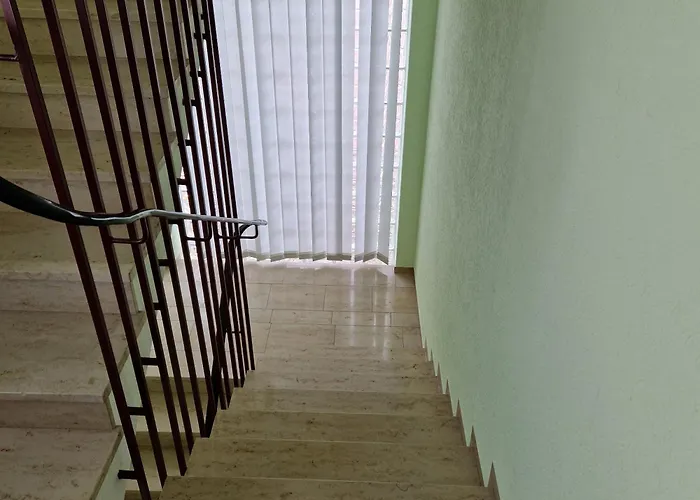 Apartman Mawitha Roth