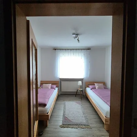 Apartment Mawitha Roth (Bavaria)